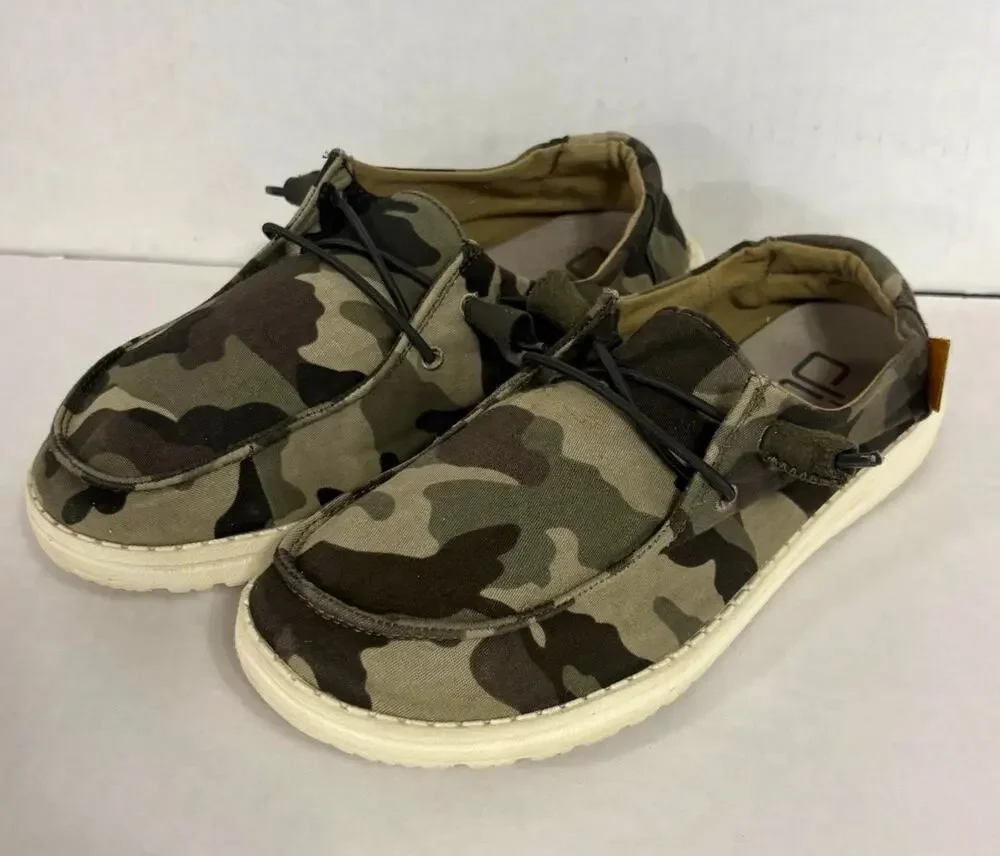 Hey Dude Wendy Womens 7 Camo Green Canvas Slip On Shoes Lightweight Casual